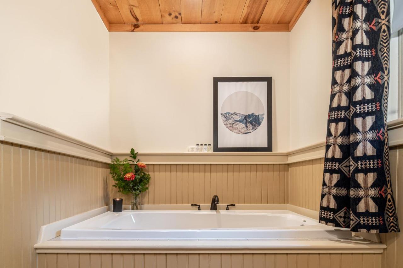 The Alpine Lodge North Creek Экстерьер фото