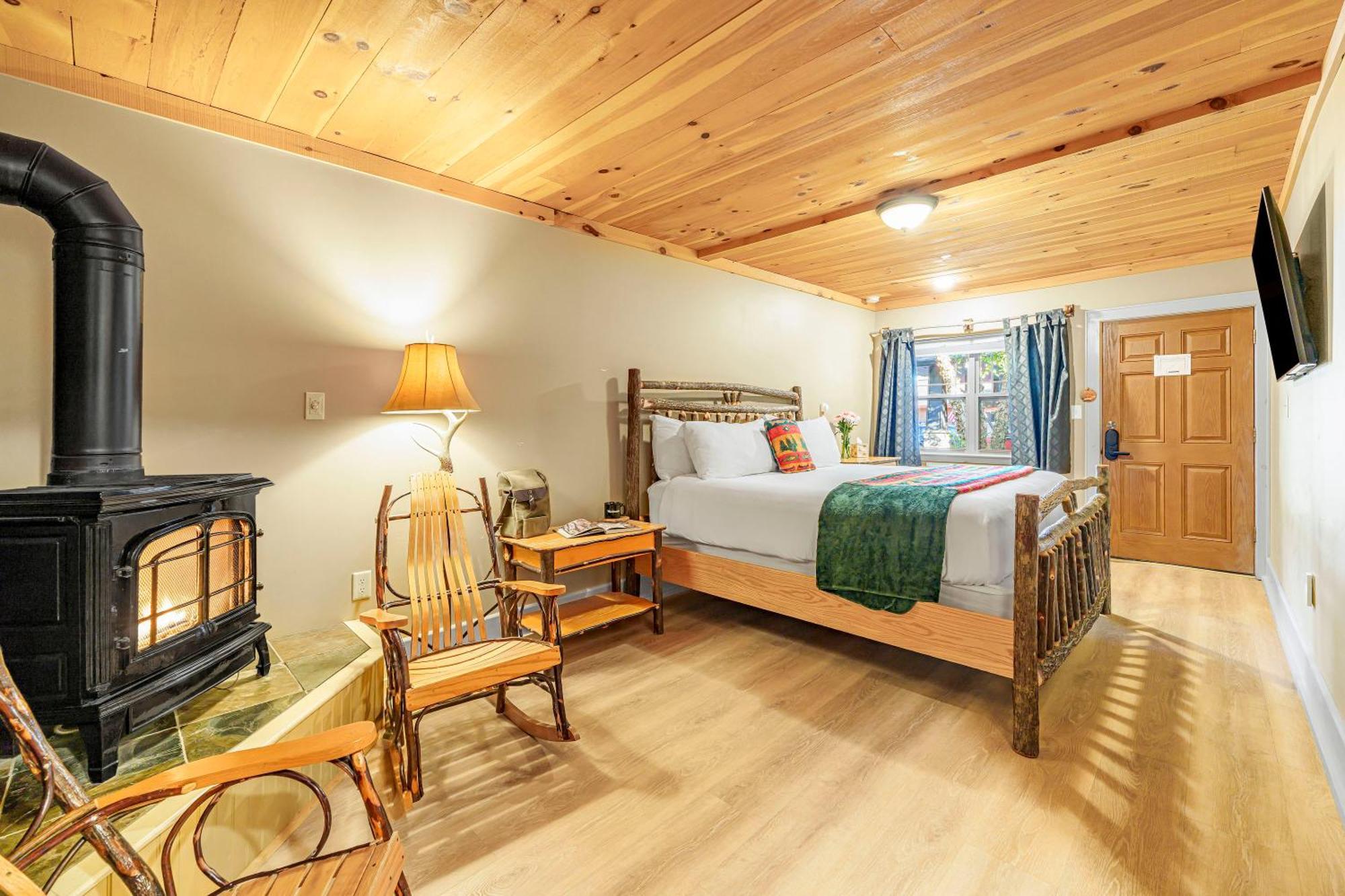 The Alpine Lodge North Creek Экстерьер фото