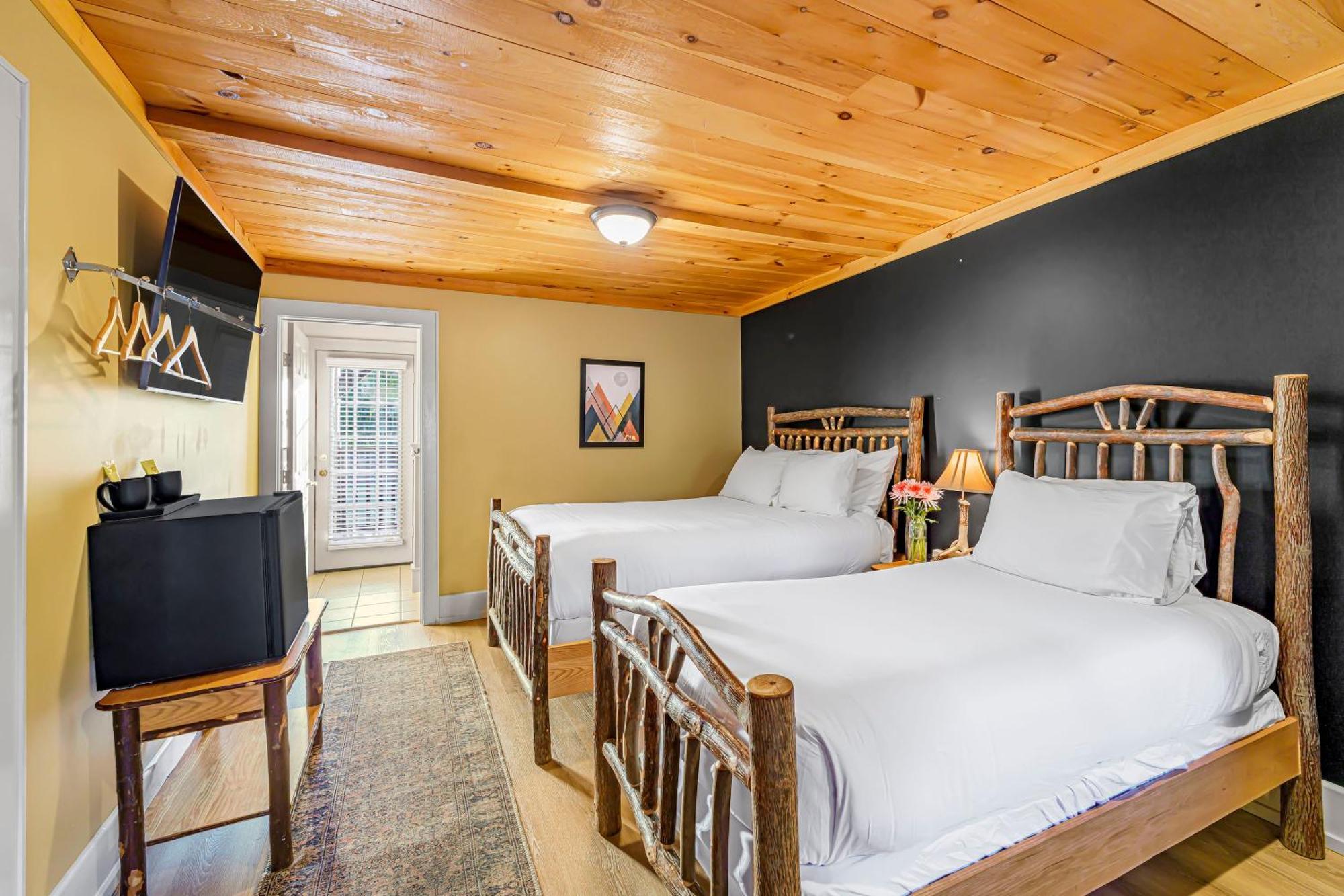 The Alpine Lodge North Creek Экстерьер фото
